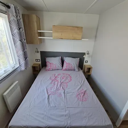 Spacieux Mobil-home 3 Ch Kamp alanı *