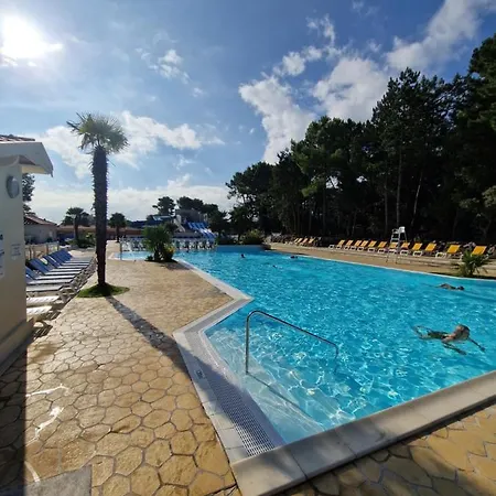 Spacieux Mobil-home 3 Ch Saint-Jean-de-Monts